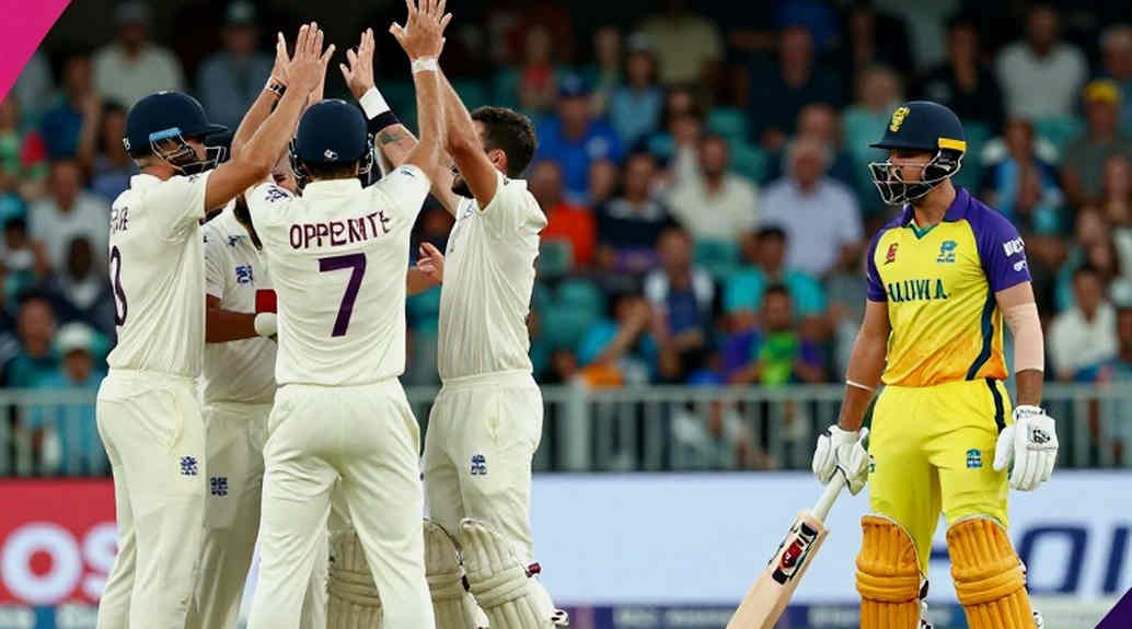 একটি উইকেট, তেরো ম্যাচ: রেণুকার জায়গায় জিন্টিমণিকে ডাকার হিসাবটা কোথায়